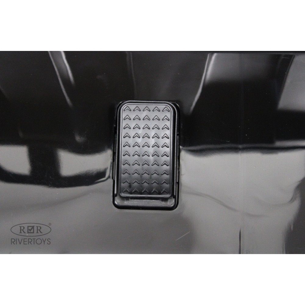 Большой багги с пультом A707AA LUX NEW 4WD розовый камуфляж, Рейстайлинг