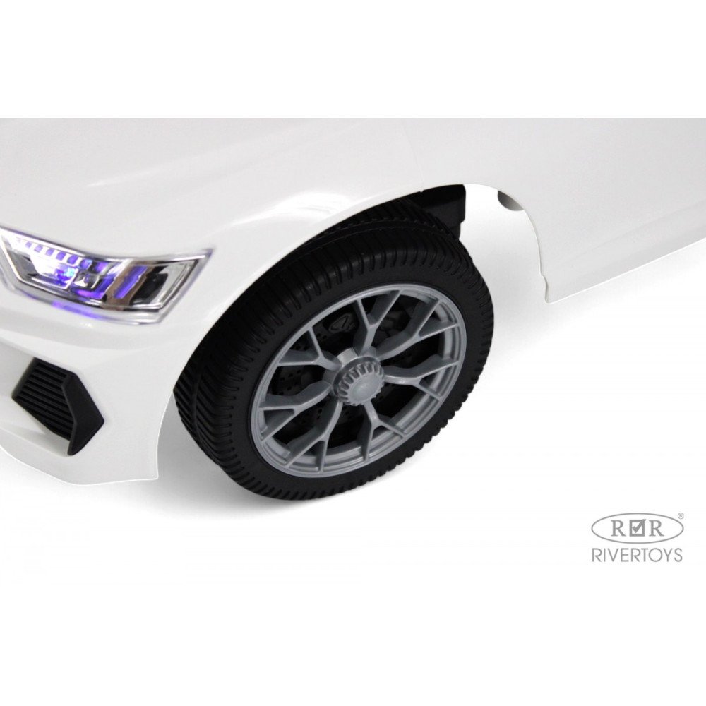 Толокар Audi Z004ZZ-A белый