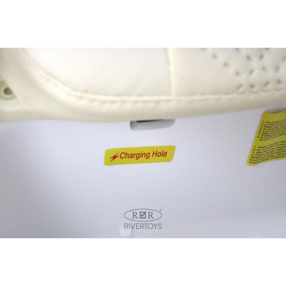 Детский электромобиль Mercedes-Benz М333БХ белый