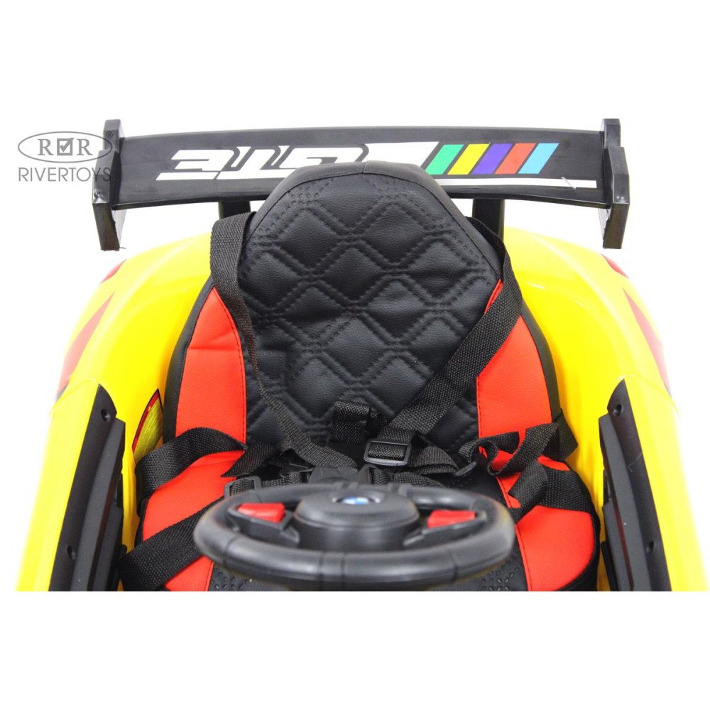 Электромобиль BMW F444FF желтый, маленьких габаритов