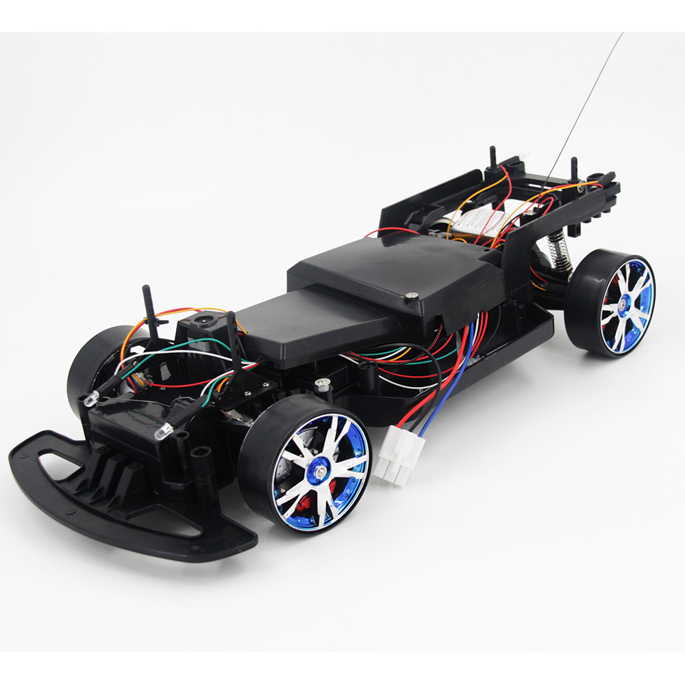Радиоуправляемая спортивная машина для дрифта 1:10 - 757-4WD01-11W