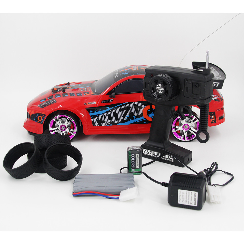 Радиоуправляемая спортивная машина для дрифта 1:10 - 757-4WD01-17