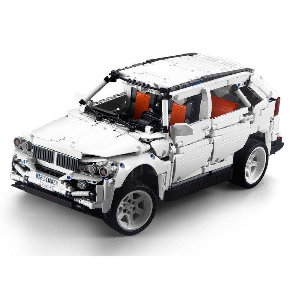 Конструктор CADA deTech внедорожник BMW G5 4WD (2208 деталей) - C61007W