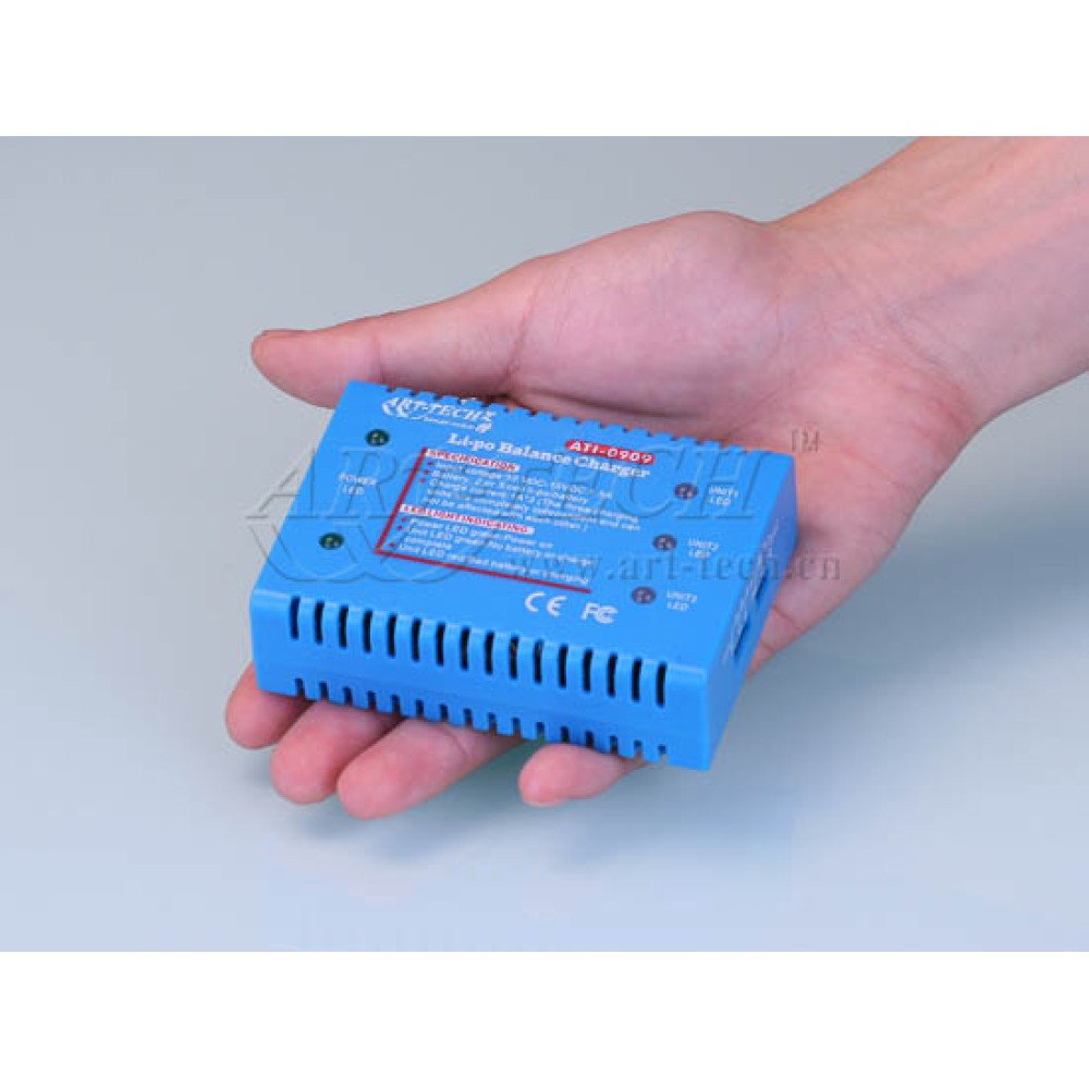 Профессиональное зарядное устройство Art-tech 36052