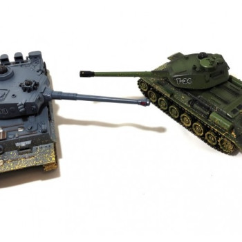 Радиоуправляемый танковый бой T34 Tiger масштаб 1:28 с эффектом грязи ZEGAN 99824D