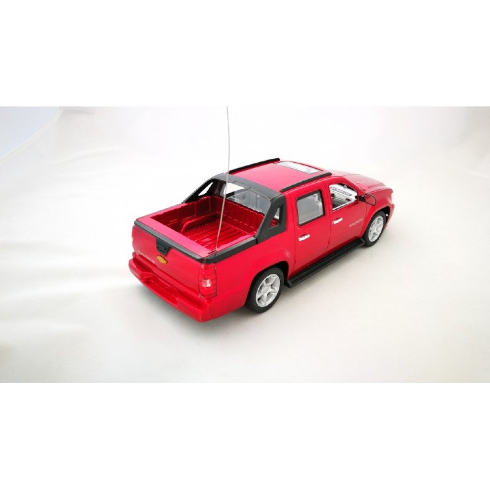 Машина CHEVROLET 1:16 со светом