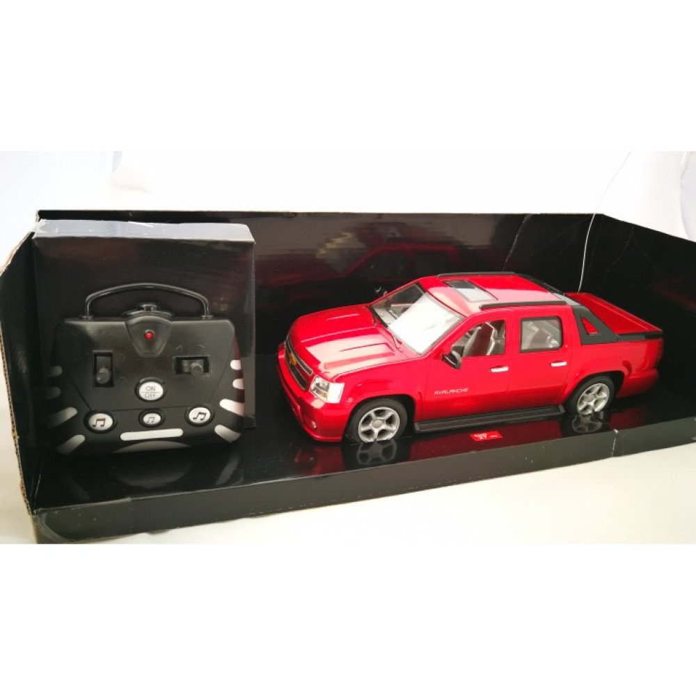 Машина CHEVROLET 1:16 со светом