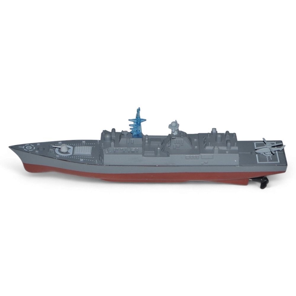 Военный корабль на радиоуправлении