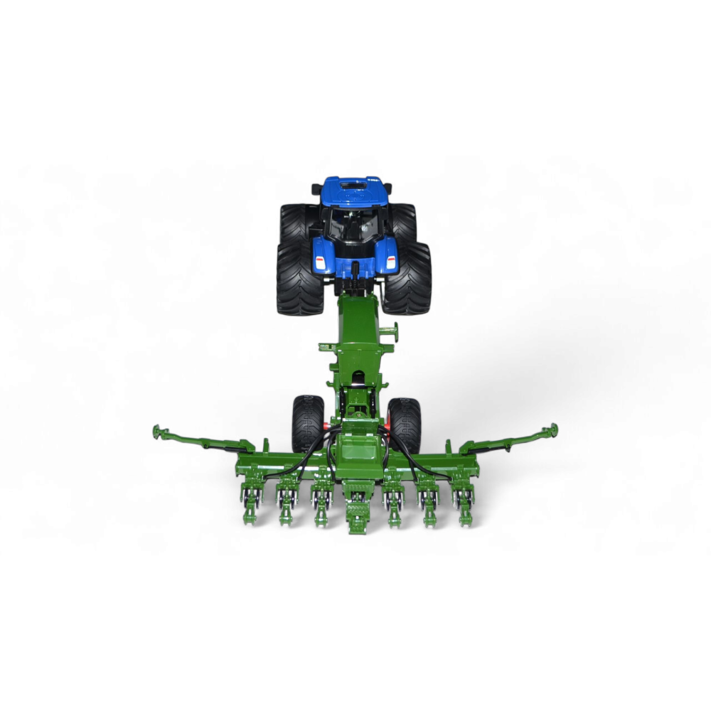 Радиоуправляемый фермерский трактор с зерновой сеялкой, мет. кузов, широкие колеса 6CH масштаб 1:24 2.4G