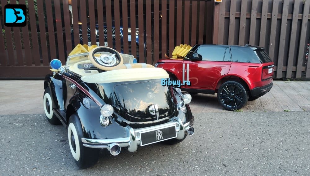 Детская машина Rolls-Royce (E444EE) черный глянец